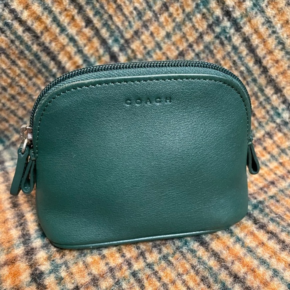 Coach 80s SLG Bottle Green Mini Dome Case